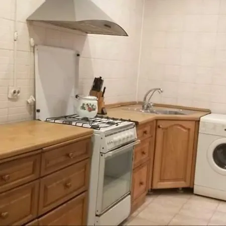 Белый Номер *